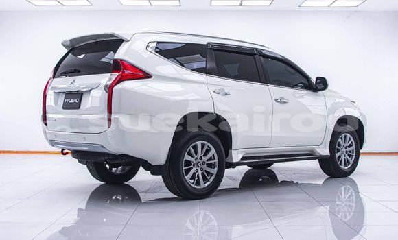 Buy Used Mitsubishi Pajero White Car in Bangkok in Bangkok Buy Used Mitsubishi Pajero White Car in Bangkok in Bangkok