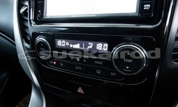 Buy Used Mitsubishi Pajero White Car in Bangkok in Bangkok Buy Used Mitsubishi Pajero White Car in Bangkok in Bangkok