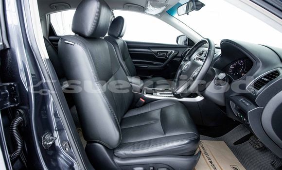 Buy Used Nissan Teana Blue Car in Bangkok in Bangkok Buy Used Nissan Teana Blue Car in Bangkok in Bangkok