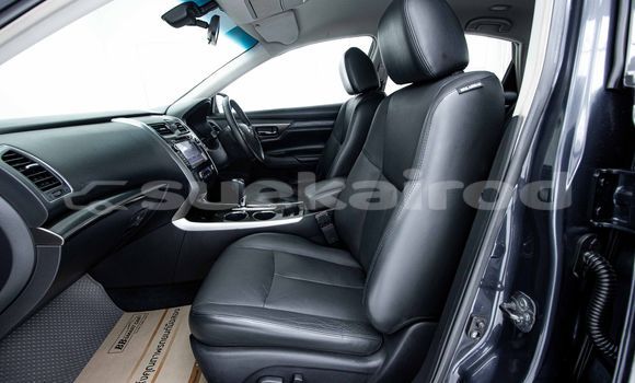 Buy Used Nissan Teana Blue Car in Bangkok in Bangkok Buy Used Nissan Teana Blue Car in Bangkok in Bangkok