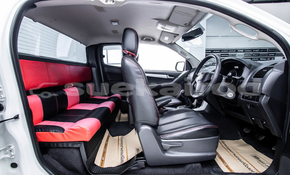 Buy Used Isuzu D-Max White Car in Bangkok in Bangkok Buy Used Isuzu D-Max White Car in Bangkok in Bangkok