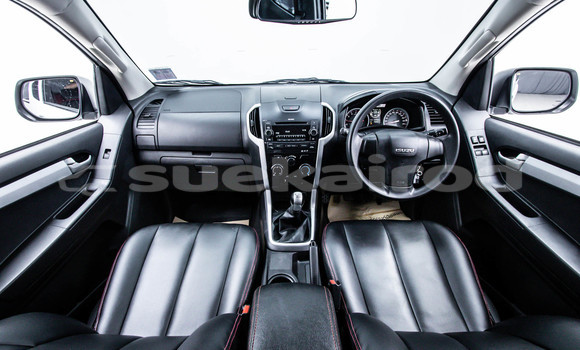 Buy Used Isuzu D-Max White Car in Bangkok in Bangkok Buy Used Isuzu D-Max White Car in Bangkok in Bangkok