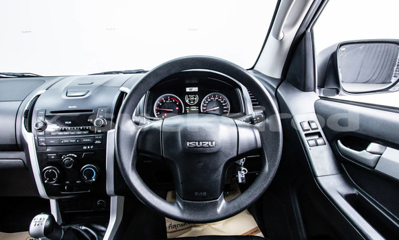 Buy Used Isuzu D-Max White Car in Bangkok in Bangkok Buy Used Isuzu D-Max White Car in Bangkok in Bangkok