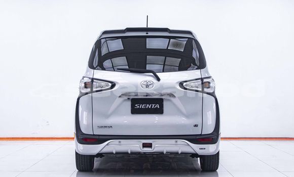 ซื้อ รถมือสอง Toyota Sienta อื่น ๆ รถยนต์ ใน %{เมือง} ใน กรุงเทพมหานคร ซื้อ รถมือสอง Toyota Sienta อื่น ๆ รถยนต์ ใน %{เมือง} ใน กรุงเทพมหานคร
