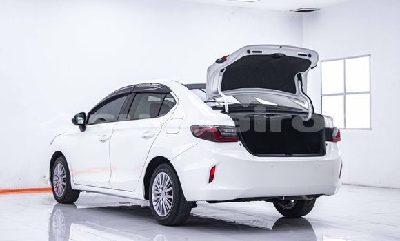 Buy Used Honda City White Car in Bangkok in Bangkok Buy Used Honda City White Car in Bangkok in Bangkok
