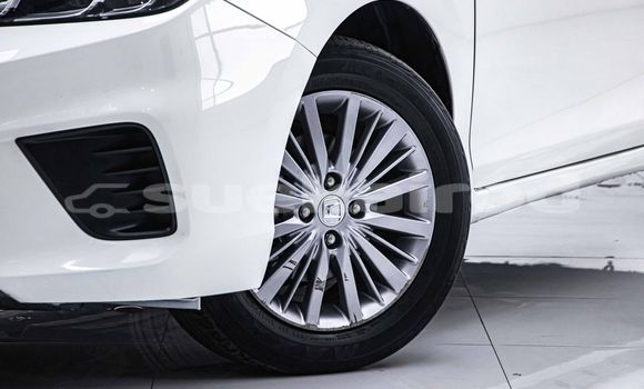 Buy Used Honda City White Car in Bangkok in Bangkok Buy Used Honda City White Car in Bangkok in Bangkok