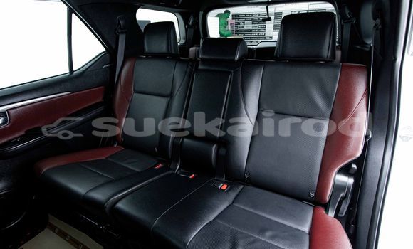 ซื้อ รถมือสอง Toyota Fortuner ขาว รถยนต์ ใน %{เมือง} ใน กรุงเทพมหานคร ซื้อ รถมือสอง Toyota Fortuner ขาว รถยนต์ ใน %{เมือง} ใน กรุงเทพมหานคร