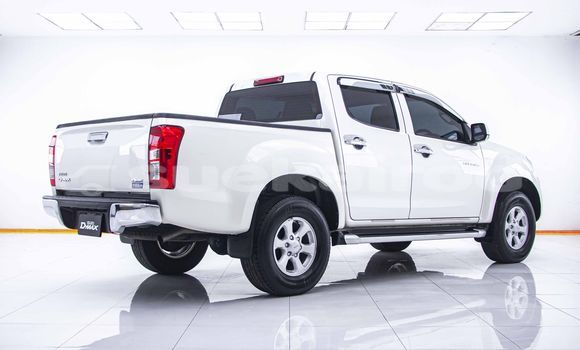 ซื้อ รถมือสอง Isuzu D-Max ขาว รถยนต์ ใน %{เมือง} ใน กรุงเทพมหานคร ซื้อ รถมือสอง Isuzu D-Max ขาว รถยนต์ ใน %{เมือง} ใน กรุงเทพมหานคร