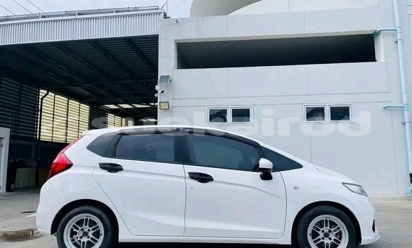 ซื้อ รถมือสอง Honda Jazz ขาว รถยนต์ ใน %{เมือง} ใน กำแพงเพชร ซื้อ รถมือสอง Honda Jazz ขาว รถยนต์ ใน %{เมือง} ใน กำแพงเพชร