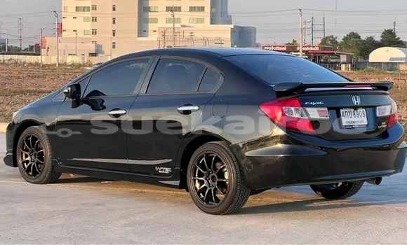 ซื้อ รถมือสอง Honda Civic สีดำ รถยนต์ ใน %{เมือง} ใน กาญจนบุรี ซื้อ รถมือสอง Honda Civic สีดำ รถยนต์ ใน %{เมือง} ใน กาญจนบุรี