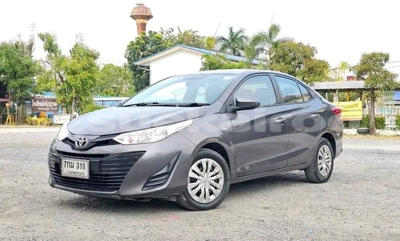 ซื้อ รถมือสอง Toyota Yaris สีดำ รถยนต์ ใน %{เมือง} ใน ลำพูน ซื้อ รถมือสอง Toyota Yaris สีดำ รถยนต์ ใน %{เมือง} ใน ลำพูน