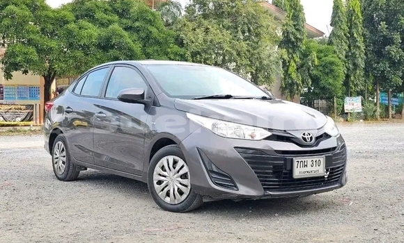 ซื้อ รถมือสอง Toyota Yaris สีดำ รถยนต์ ใน %{เมือง} ใน ลำพูน ซื้อ รถมือสอง Toyota Yaris สีดำ รถยนต์ ใน %{เมือง} ใน ลำพูน