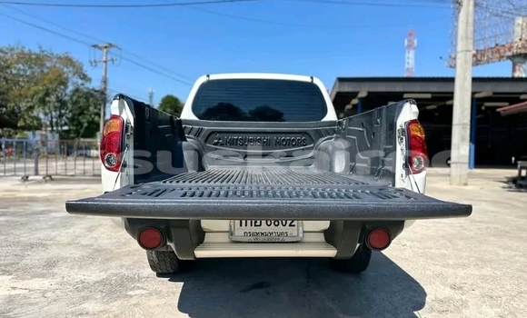 ซื้อ รถมือสอง Mitsubishi Triton ขาว รถยนต์ ใน %{เมือง} ใน ชลบุรี ซื้อ รถมือสอง Mitsubishi Triton ขาว รถยนต์ ใน %{เมือง} ใน ชลบุรี