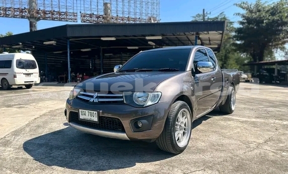 ซื้อ รถมือสอง Mitsubishi Triton สีดำ รถยนต์ ใน %{เมือง} ใน อ่างทอง ซื้อ รถมือสอง Mitsubishi Triton สีดำ รถยนต์ ใน %{เมือง} ใน อ่างทอง