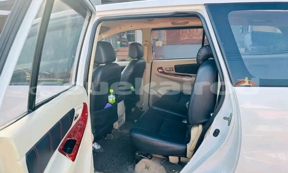 ซื้อ รถมือสอง Toyota Innova ขาว รถยนต์ ใน %{เมือง} ใน ชัยนาท ซื้อ รถมือสอง Toyota Innova ขาว รถยนต์ ใน %{เมือง} ใน ชัยนาท