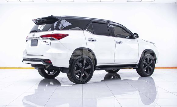 ซื้อ รถมือสอง Toyota Fortuner ขาว รถยนต์ ใน %{เมือง} ใน กรุงเทพมหานคร ซื้อ รถมือสอง Toyota Fortuner ขาว รถยนต์ ใน %{เมือง} ใน กรุงเทพมหานคร
