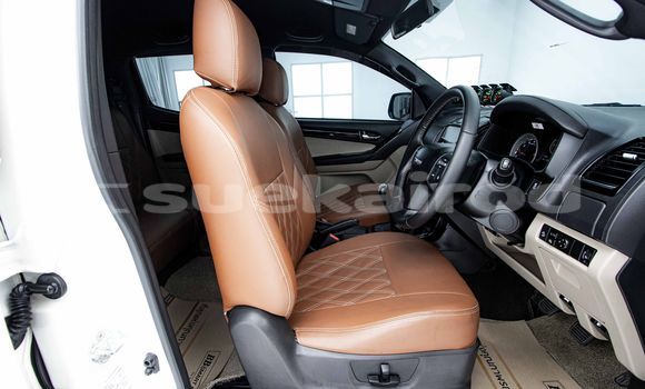 Buy Used Isuzu D-Max White Car in Bangkok in Bangkok Buy Used Isuzu D-Max White Car in Bangkok in Bangkok