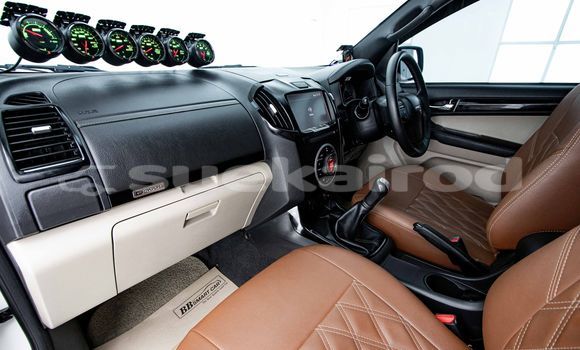 Buy Used Isuzu D-Max White Car in Bangkok in Bangkok Buy Used Isuzu D-Max White Car in Bangkok in Bangkok