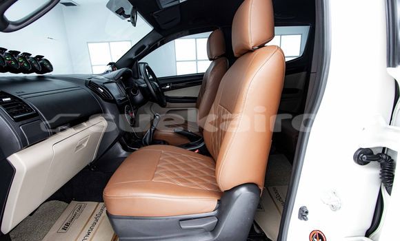 Buy Used Isuzu D-Max White Car in Bangkok in Bangkok Buy Used Isuzu D-Max White Car in Bangkok in Bangkok