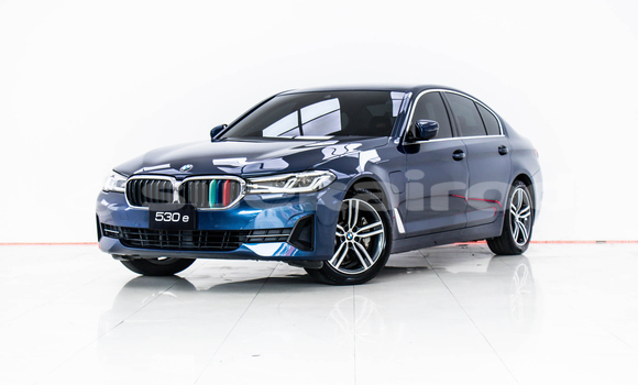 ซื้อ รถมือสอง BMW 5–Series สีน้ำเงิน รถยนต์ ใน %{เมือง} ใน กรุงเทพมหานคร ซื้อ รถมือสอง BMW 5–Series สีน้ำเงิน รถยนต์ ใน %{เมือง} ใน กรุงเทพมหานคร