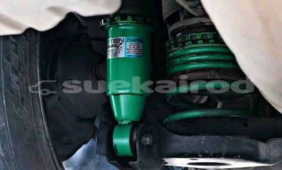 ซื้อ รถมือสอง Honda Jazz สีแดง รถยนต์ ใน %{เมือง} ใน ชัยนาท