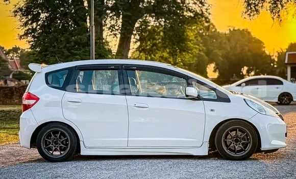 ซื้อ รถมือสอง Honda Jazz ขาว รถยนต์ ใน %{เมือง} ใน ฉะเชิงเทรา ซื้อ รถมือสอง Honda Jazz ขาว รถยนต์ ใน %{เมือง} ใน ฉะเชิงเทรา