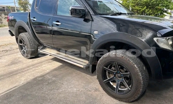 ซื้อ รถมือสอง Mitsubishi Diamante สีดำ รถยนต์ ใน %{เมือง} ใน ชัยนาท ซื้อ รถมือสอง Mitsubishi Diamante สีดำ รถยนต์ ใน %{เมือง} ใน ชัยนาท