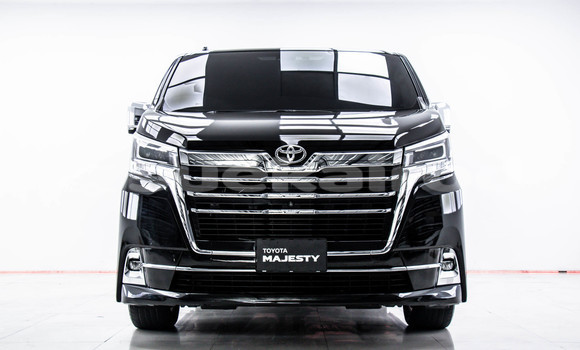 Buy Used Toyota Crown Majesta Black Car in Bangkok in Bangkok Buy Used Toyota Crown Majesta Black Car in Bangkok in Bangkok