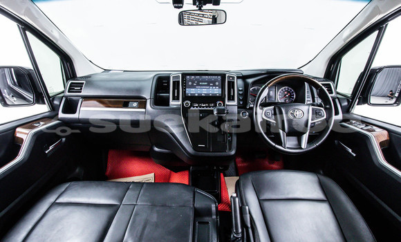 Buy Used Toyota Crown Majesta Black Car in Bangkok in Bangkok Buy Used Toyota Crown Majesta Black Car in Bangkok in Bangkok