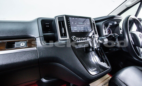 Buy Used Toyota Crown Majesta Black Car in Bangkok in Bangkok Buy Used Toyota Crown Majesta Black Car in Bangkok in Bangkok