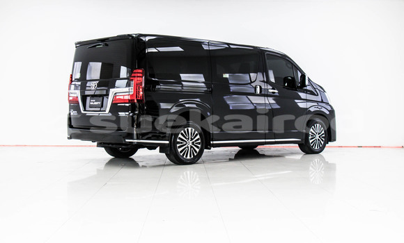 Buy Used Toyota Crown Majesta Black Car in Bangkok in Bangkok Buy Used Toyota Crown Majesta Black Car in Bangkok in Bangkok