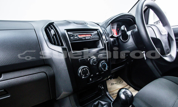 Buy Used Isuzu D-Max White Car in Bangkok in Bangkok Buy Used Isuzu D-Max White Car in Bangkok in Bangkok