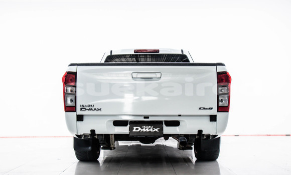 Buy Used Isuzu D-Max White Car in Bangkok in Bangkok Buy Used Isuzu D-Max White Car in Bangkok in Bangkok
