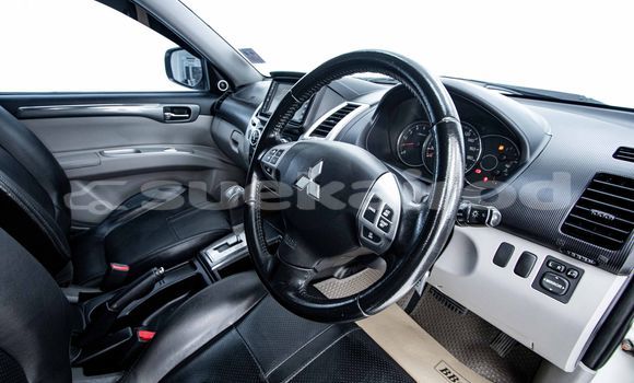 ซื้อ รถมือสอง Mitsubishi Pajero ขาว รถยนต์ ใน %{เมือง} ใน กรุงเทพมหานคร ซื้อ รถมือสอง Mitsubishi Pajero ขาว รถยนต์ ใน %{เมือง} ใน กรุงเทพมหานคร