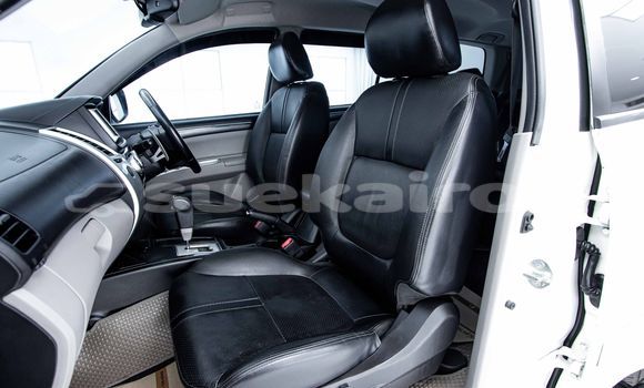 ซื้อ รถมือสอง Mitsubishi Pajero ขาว รถยนต์ ใน %{เมือง} ใน กรุงเทพมหานคร ซื้อ รถมือสอง Mitsubishi Pajero ขาว รถยนต์ ใน %{เมือง} ใน กรุงเทพมหานคร