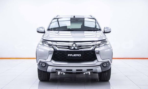 Buy Used Mitsubishi Pajero Other Car in Bangkok in Bangkok Buy Used Mitsubishi Pajero Other Car in Bangkok in Bangkok