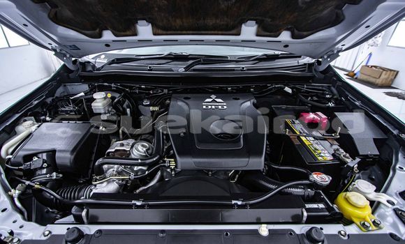 Buy Used Mitsubishi Pajero Other Car in Bangkok in Bangkok Buy Used Mitsubishi Pajero Other Car in Bangkok in Bangkok