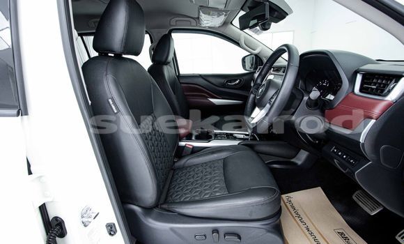 Buy Used Nissan X-Terra White Car in Bangkok in Bangkok Buy Used Nissan X-Terra White Car in Bangkok in Bangkok