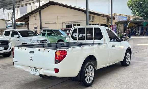 Buy Used Mitsubishi Triton White Car in Bangkok in Bangkok Buy Used Mitsubishi Triton White Car in Bangkok in Bangkok