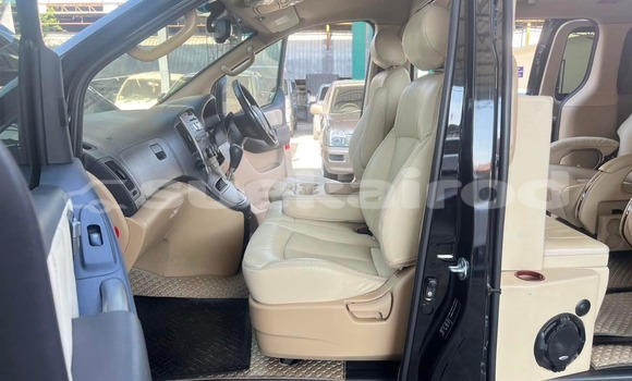 Buy Used Hyundai H1 Black Car in Bangkok in Bangkok Buy Used Hyundai H1 Black Car in Bangkok in Bangkok