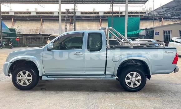 Buy Used Isuzu D-max Hi-Lander 2 dr Blue Car in Bangkok in Bangkok Buy Used Isuzu D-max Hi-Lander 2 dr Blue Car in Bangkok in Bangkok