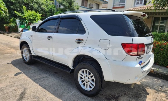 ซื้อ รถมือสอง Toyota Fortuner ขาว รถยนต์ ใน %{เมือง} ใน กรุงเทพมหานคร ซื้อ รถมือสอง Toyota Fortuner ขาว รถยนต์ ใน %{เมือง} ใน กรุงเทพมหานคร