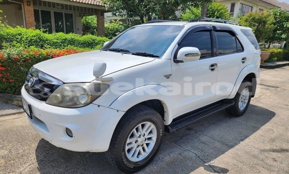 ซื้อ รถมือสอง Toyota Fortuner ขาว รถยนต์ ใน %{เมือง} ใน กรุงเทพมหานคร ซื้อ รถมือสอง Toyota Fortuner ขาว รถยนต์ ใน %{เมือง} ใน กรุงเทพมหานคร