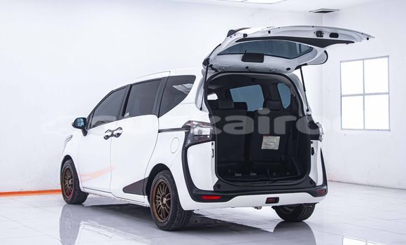 ซื้อ รถมือสอง Toyota Sienta ขาว รถยนต์ ใน %{เมือง} ใน กรุงเทพมหานคร ซื้อ รถมือสอง Toyota Sienta ขาว รถยนต์ ใน %{เมือง} ใน กรุงเทพมหานคร