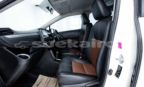 ซื้อ รถมือสอง Toyota Sienta ขาว รถยนต์ ใน %{เมือง} ใน กรุงเทพมหานคร ซื้อ รถมือสอง Toyota Sienta ขาว รถยนต์ ใน %{เมือง} ใน กรุงเทพมหานคร
