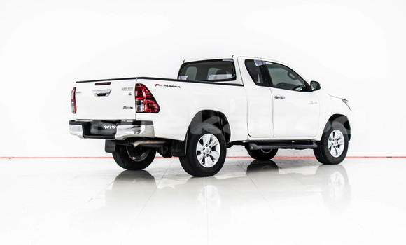 ซื้อ รถมือสอง Toyota Hiluxe Revo ขาว รถยนต์ ใน %{เมือง} ใน กรุงเทพมหานคร ซื้อ รถมือสอง Toyota Hiluxe Revo ขาว รถยนต์ ใน %{เมือง} ใน กรุงเทพมหานคร