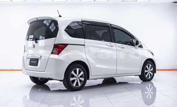 ซื้อ รถมือสอง Honda Freed ขาว รถยนต์ ใน %{เมือง} ใน กรุงเทพมหานคร ซื้อ รถมือสอง Honda Freed ขาว รถยนต์ ใน %{เมือง} ใน กรุงเทพมหานคร