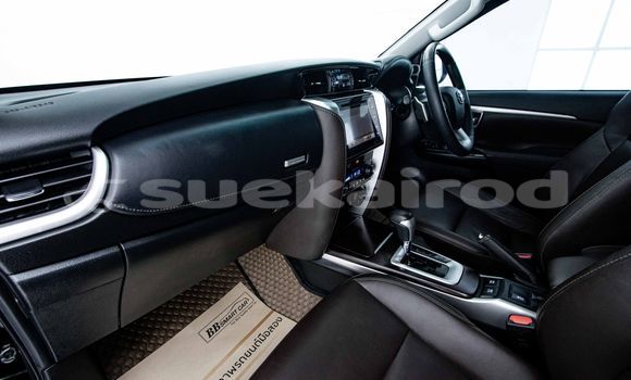 ซื้อ รถมือสอง Toyota Fortuner สีดำ รถยนต์ ใน %{เมือง} ใน กรุงเทพมหานคร ซื้อ รถมือสอง Toyota Fortuner สีดำ รถยนต์ ใน %{เมือง} ใน กรุงเทพมหานคร