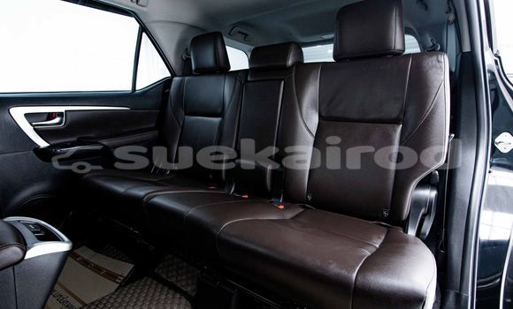 ซื้อ รถมือสอง Toyota Fortuner สีดำ รถยนต์ ใน %{เมือง} ใน กรุงเทพมหานคร ซื้อ รถมือสอง Toyota Fortuner สีดำ รถยนต์ ใน %{เมือง} ใน กรุงเทพมหานคร