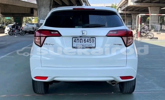 ซื้อ รถมือสอง Honda HR-V ขาว รถยนต์ ใน %{เมือง} ใน อ่างทอง ซื้อ รถมือสอง Honda HR-V ขาว รถยนต์ ใน %{เมือง} ใน อ่างทอง